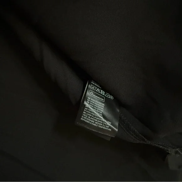 H&M Black Button-Up Blouse - Picture 4 of 4